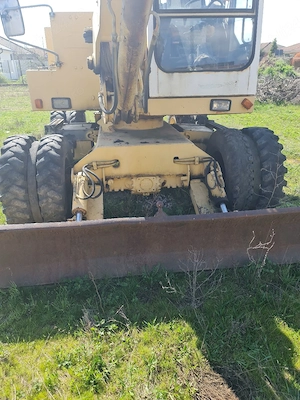 excavator schaeff - imagine 5