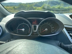 ford fiesta euro 5 2011 - imagine 10