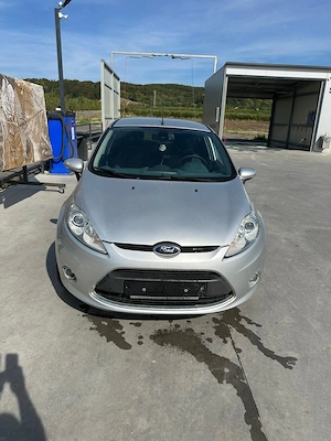 ford fiesta euro 5 2011 - imagine 2