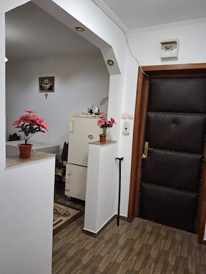 Apartament cu 4 camere decomandat - imagine 9