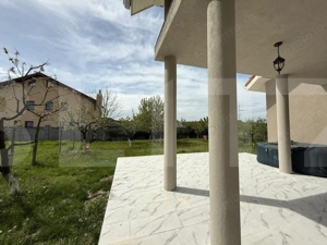 Casa/Vila Dumbravita - imagine 2