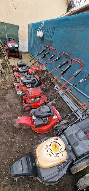 Masini de tuns taiat iarba gazon Stihl honda toro husqvarna solo wolf garten john deere efco al-ko 