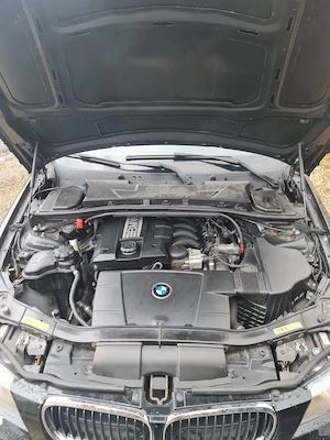 Bmw E90 seria 3 2010 facelift  - imagine 9