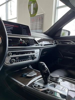 BMW 750LD Xdrive - imagine 9