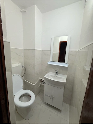 Vând apartament 3 Camere Decomandat NEGOCIABIL - imagine 3