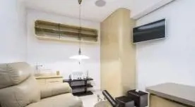 Vila stradala cu parcare  pretabila clinica ,birouri,horeca - imagine 4