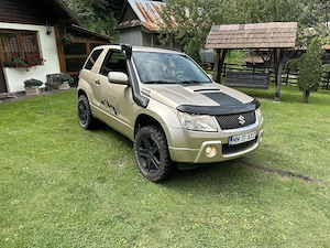 Vind sau schimb două auto 4x4 pe un auto 4x4 de teren  - imagine 4