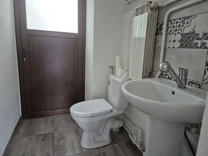 Inchiriere spatiu com sau de birouri in suprafata 30 mp -expunere directa la Str. Banu Maracine nr18 - imagine 8