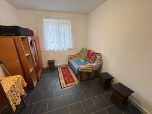 Cameră de cămin renovată, ușă metalică și geam termopan, zona Astra - imagine 2