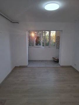 Garsoniera CFR ,etaj 4