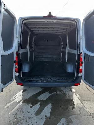 vand Volkswagen crafter cu 3 locuri si duba an 2012 euro 5 - imagine 4