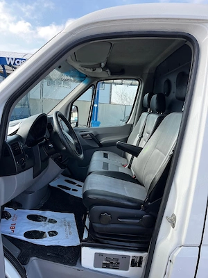 vand Volkswagen crafter cu 3 locuri si duba an 2012 euro 5 - imagine 9