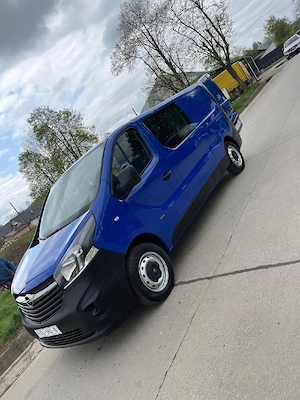 vand opel vivaro EcoFlex cu 6 locuri si duba maxim de lung an 2015 - imagine 2