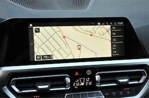 BMW 318i Automat shadow Line - imagine 3