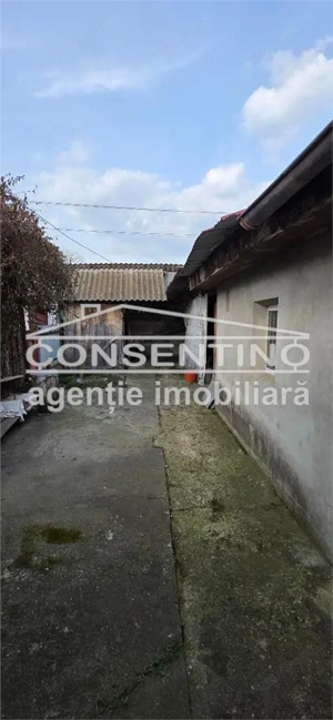 Se vinde casa , libera in com . Mobila Banului - imagine 3