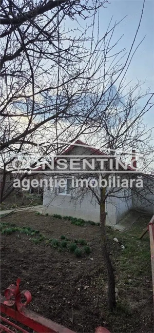 Se vinde casa , libera in com . Mobila Banului - imagine 5