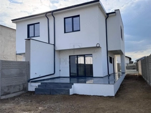 Duplex finalizat - 5 camere - teren generos