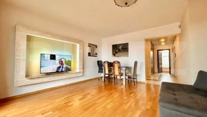 Apartament cu 3 camere în curte privată - imagine 3