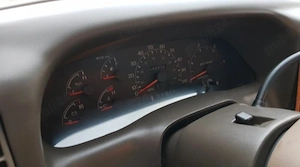 Ford F-350 Super Duty 7.3 PowerStroke   Autoutilitară robustă - imagine 2