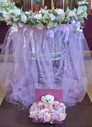 Decor floral botez fetiță 