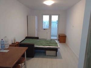 berceni metrpu biruintei etaj 6 langa pasarela