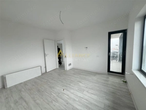 Vila Individuala - 4 camere - 2 bai - beci- 375mp teren - imagine 11