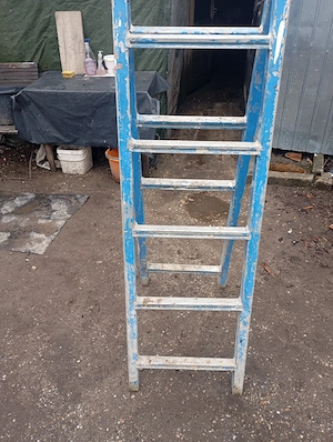 vnd scara aluminiu brut 