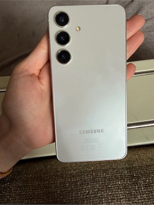 URGENT Samsung S24 alb perlat   funcțional, defect display