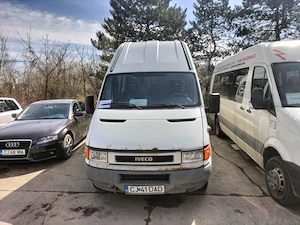 Iveco Daily 19+1 locuri - imagine 5