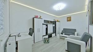 Garsonieră de închiriat   ideală pentru birou, acces din stradă, zonă Podgoria, Arad