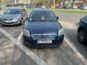 Toyota avensis 