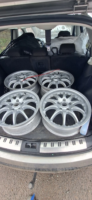 Vând jante 5x114,3 r17 