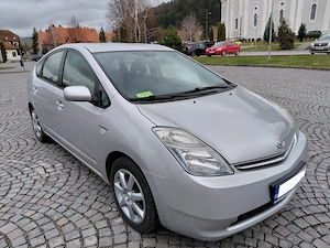 Vând Toyota Prius, an 2008 - imagine 2