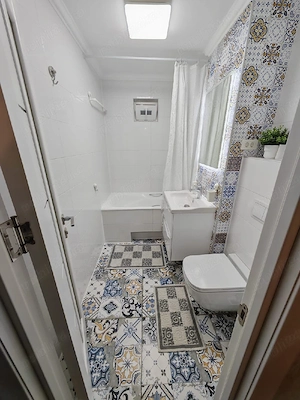Apartament Deosebit 3 Camere Decomandat 2 Bai Centrala Proprie Zona Soarelui - imagine 8