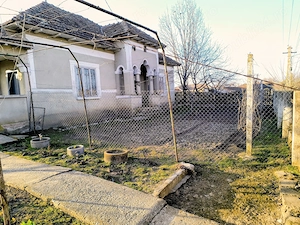 Casa de vanzare, Com. Gura-Padinii, jud. Olt - imagine 8