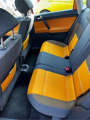 Volkswagen Cross Polo - imagine 8