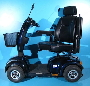Scuter electric Invacare Orion - 6 km h - imagine 2