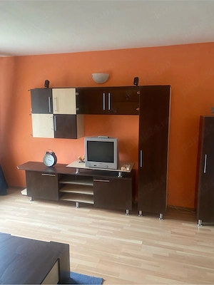 Garsoniera de in chiriat - imagine 3