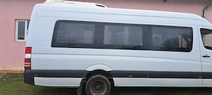 Microbuz Mercedes - Benz Sprinter 516 2.2CDi, an 2013, AC, 19+1 locuri - imagine 3