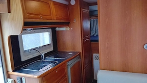 vînd camper 6 locuri  - imagine 4