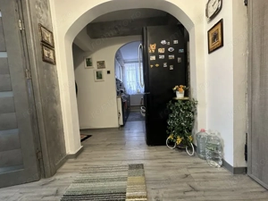 Apartament 2 camere decomandat, parter  - Zona Mioritei - imagine 5