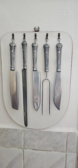 Set tacamuri alcatuit din 5 piese