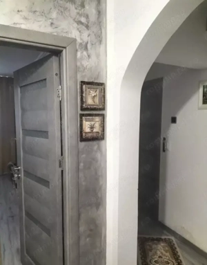 Apartament 2 camere decomandat, parter  - Zona Mioritei - imagine 2