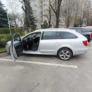 Skoda Superb 2 4*4 2.0 - imagine 3