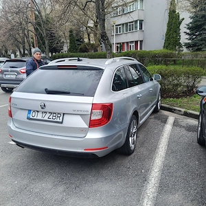 Skoda Superb 2 4*4 2.0 - imagine 6