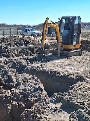 Prestări servicii, miniexcavator și basculabila  - imagine 3