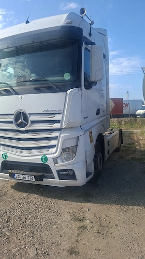 Vand Actros 1845 - imagine 2