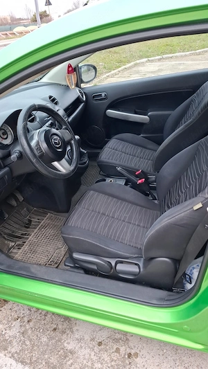 Mazda 2 1,3 benzina - imagine 3