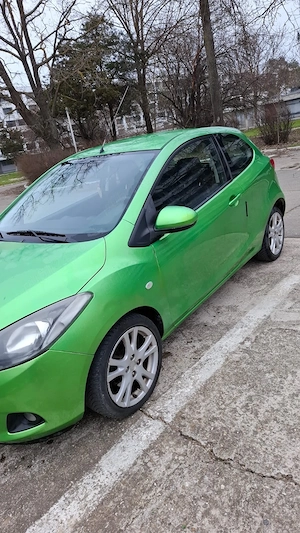 Mazda 2 1,3 benzina - imagine 5