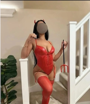 Bună dragi mei  sunt aici pentru voi  party non stop